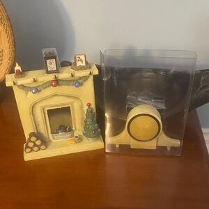 Xmas fireplace resin decoration. Tea light fits behind glass NWT